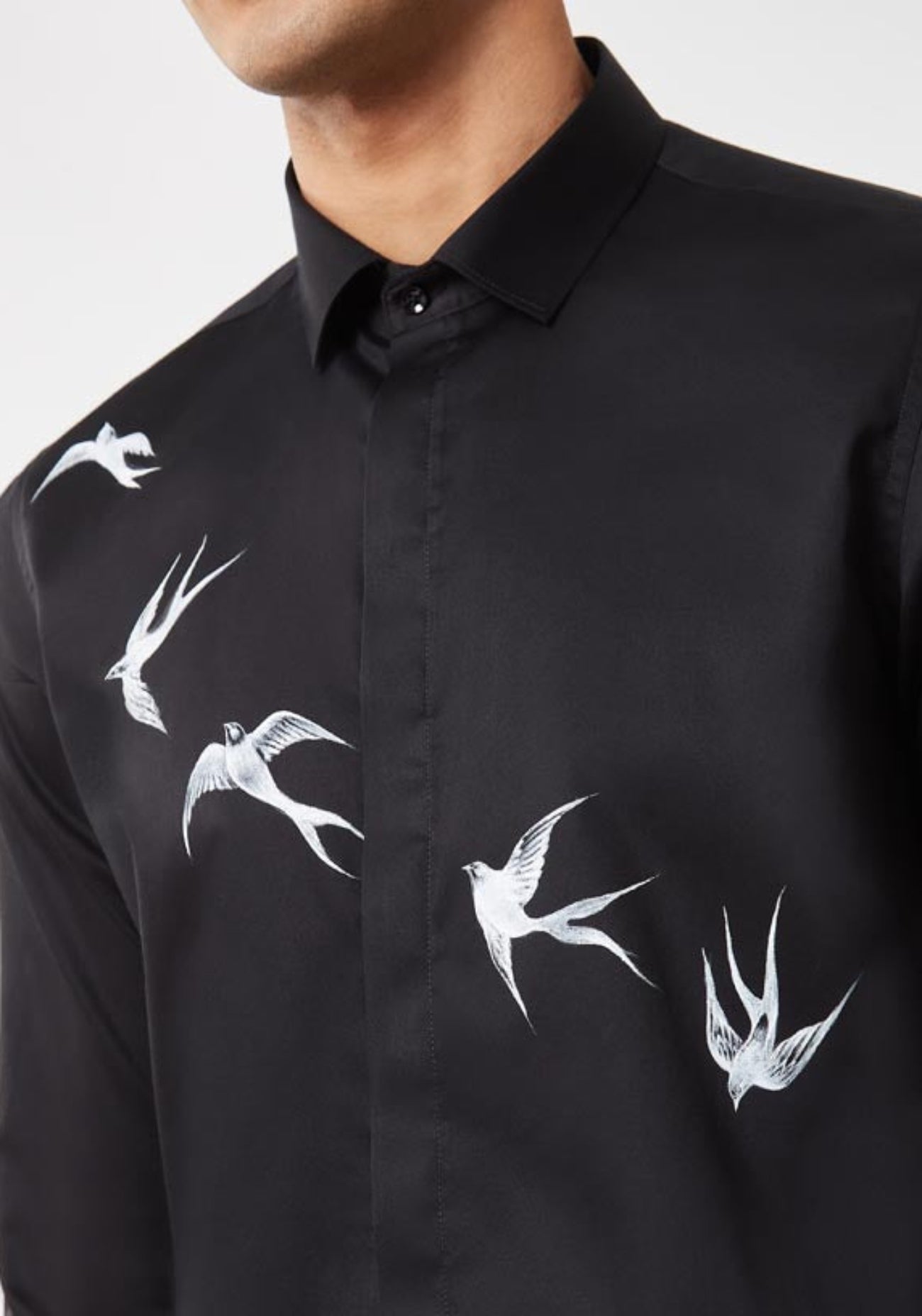 THE AURA OF ASCENT SHIRT