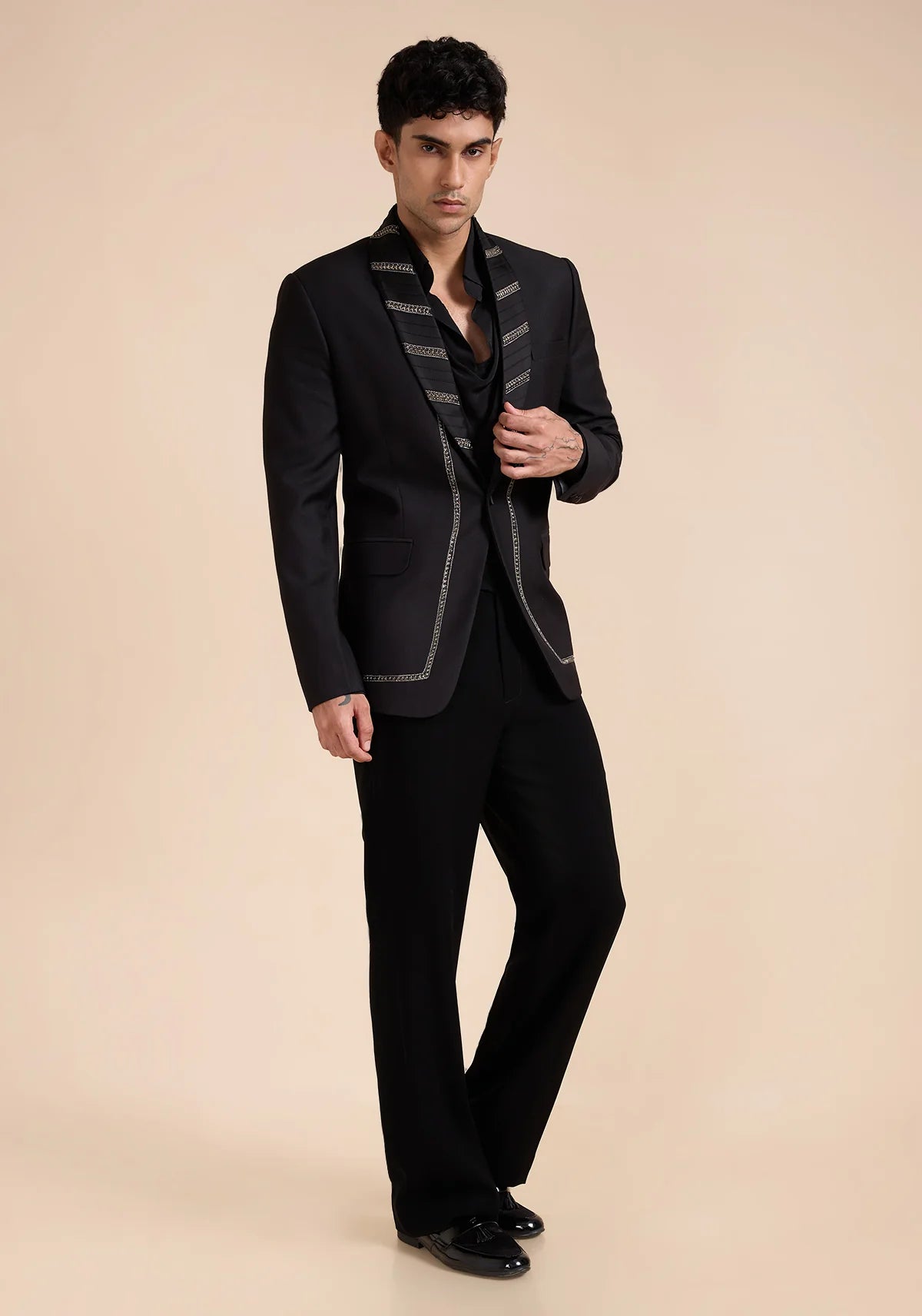 THE CIMMERIAN SPARKLE TUXEDO JACKET
