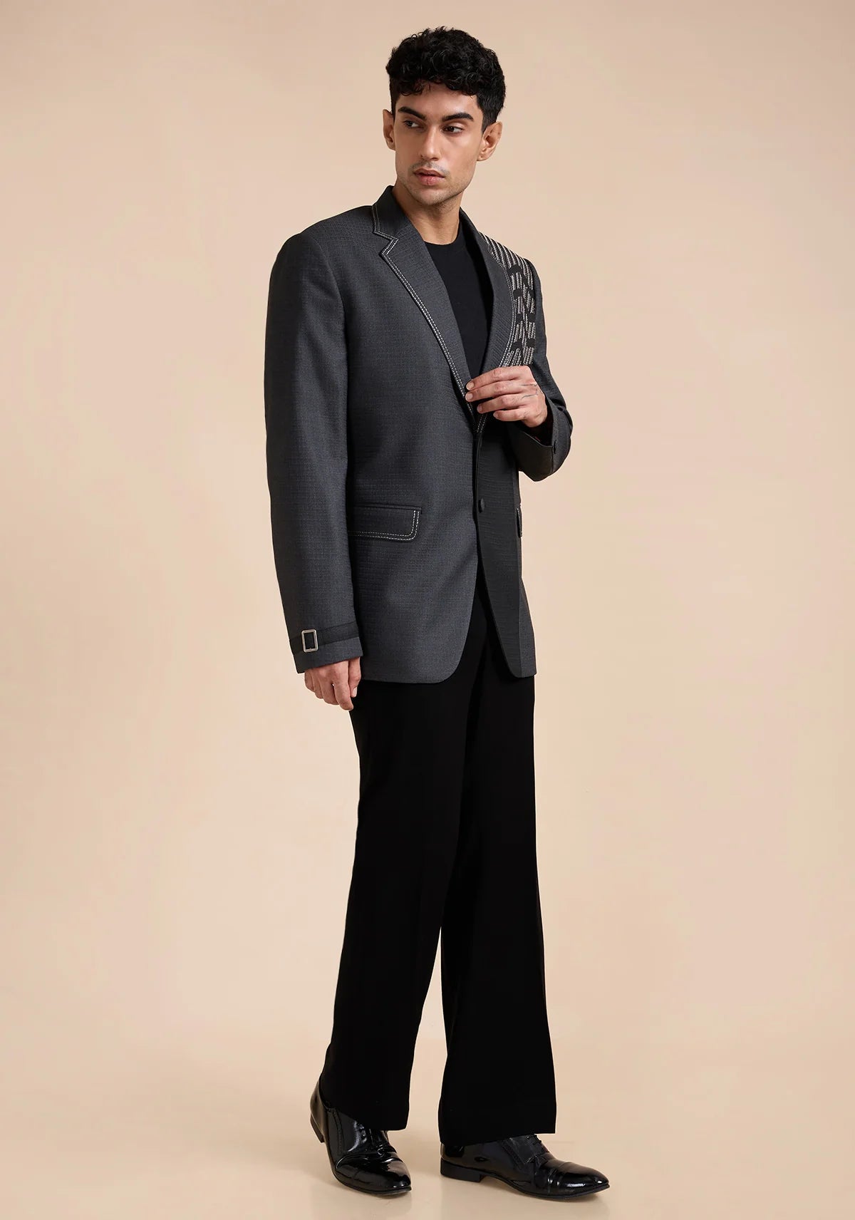THE TRACED REGALIA JACKET