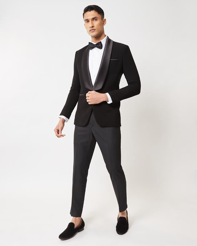 Black Allure Shawl Lapel Tuxedo
