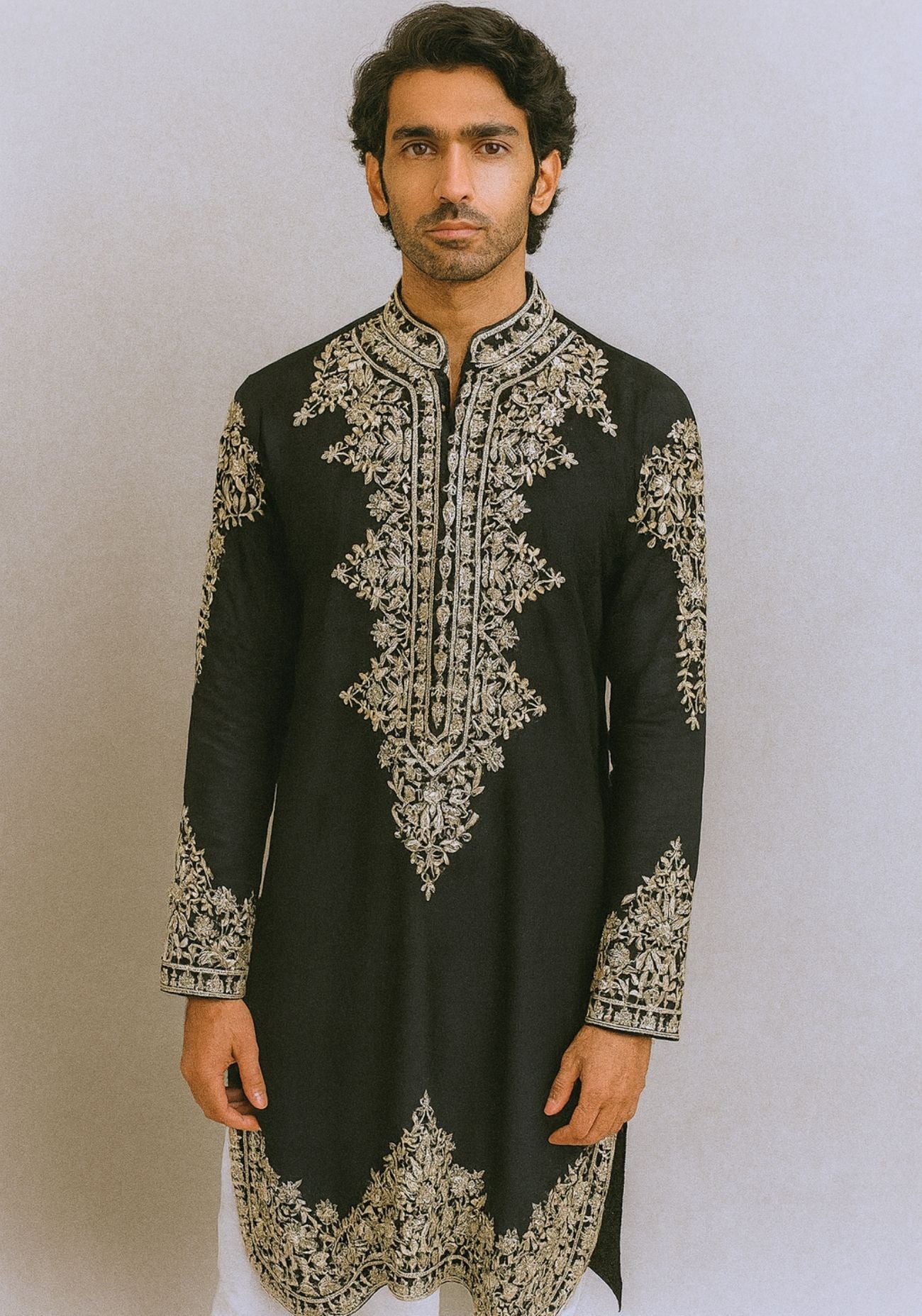 Black embroidered kurta with pita