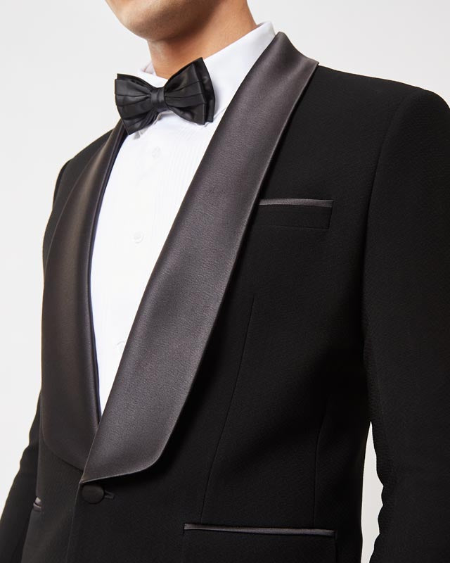 Black Allure Shawl Lapel Tuxedo