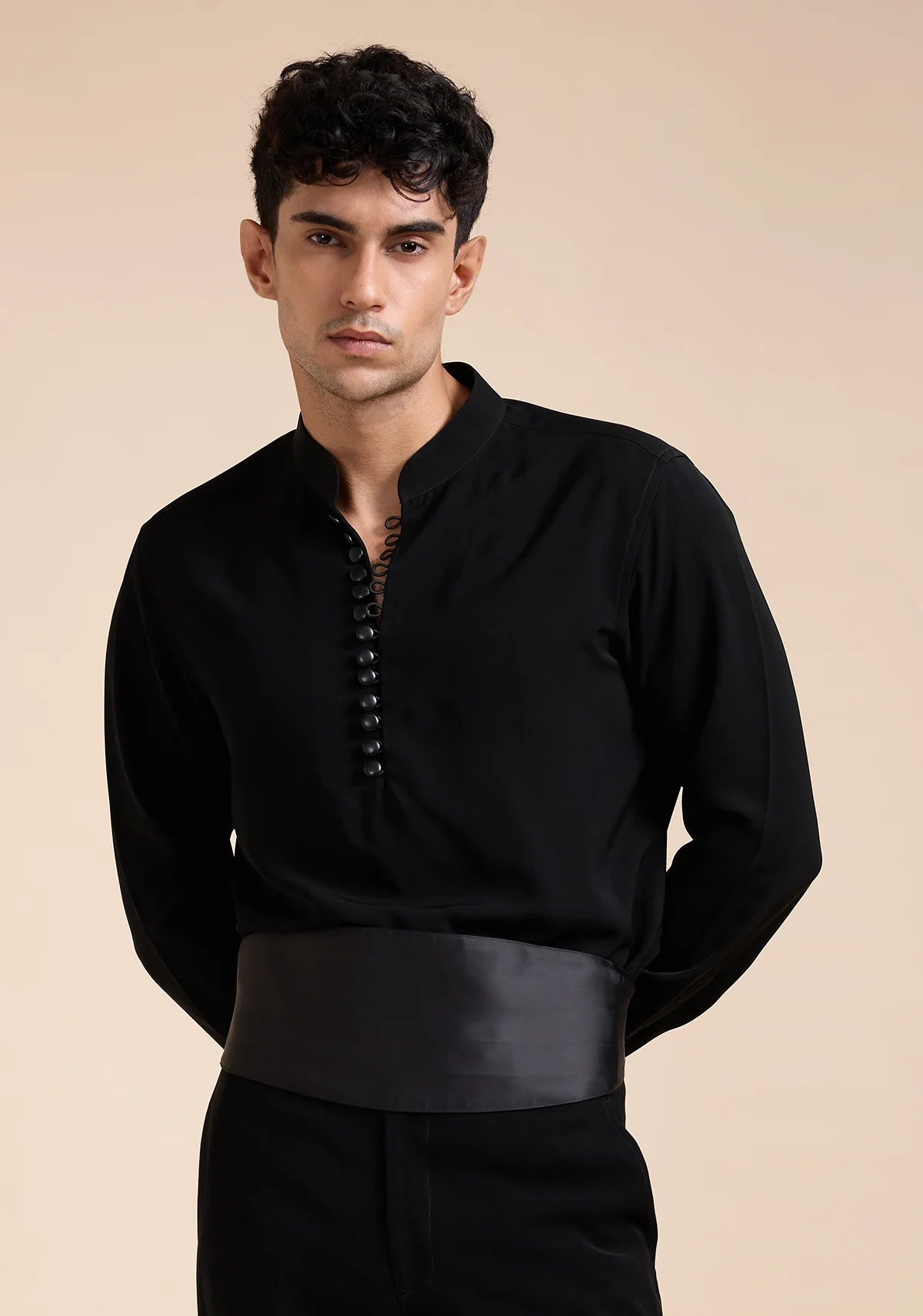 THE LINEAR HEIRLOOM SHERWANI SET