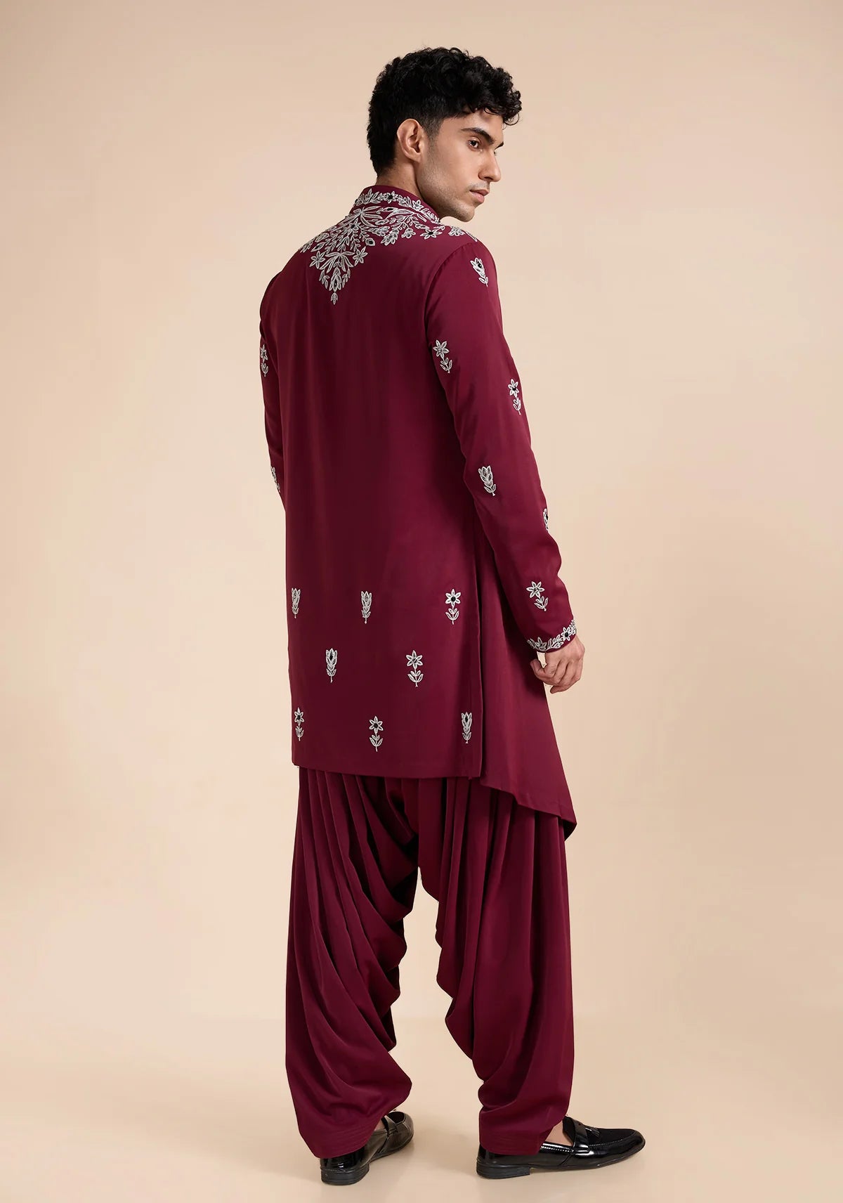 THE OBSIDIAN ROSE ENSEMBLE KURTA SET