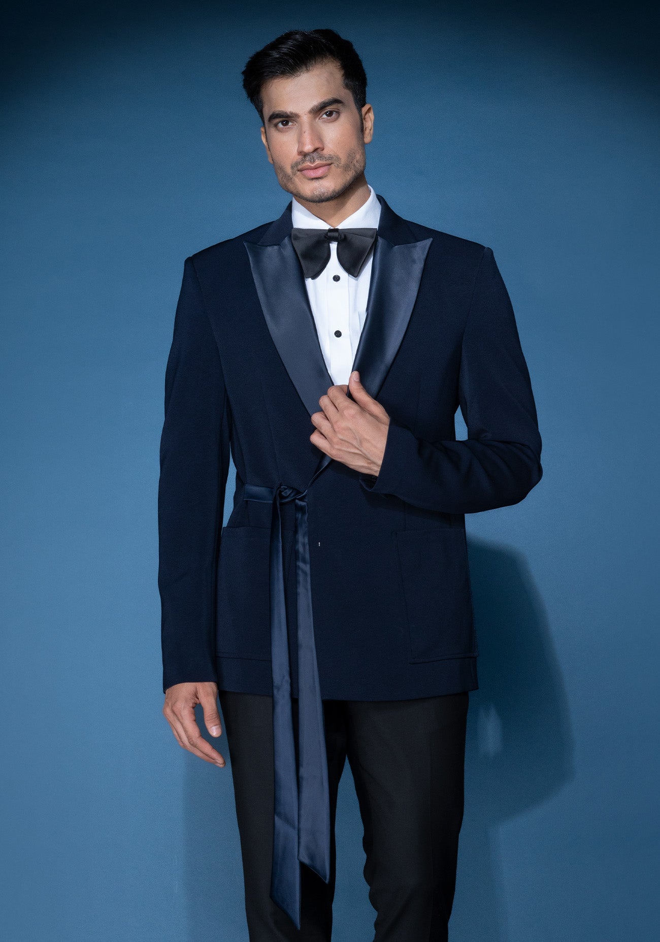 Navy blue tie-up tuxedo